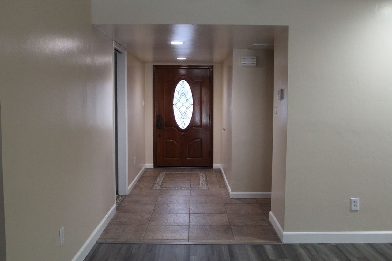 804 Ferdinand Ct - Photo 2 of 26