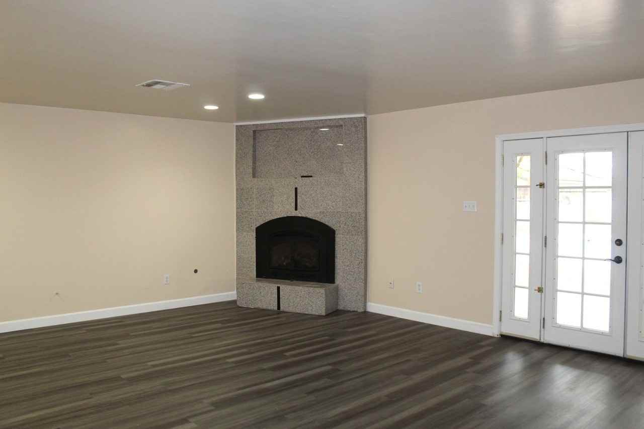 804 Ferdinand Ct - Photo 4 of 26
