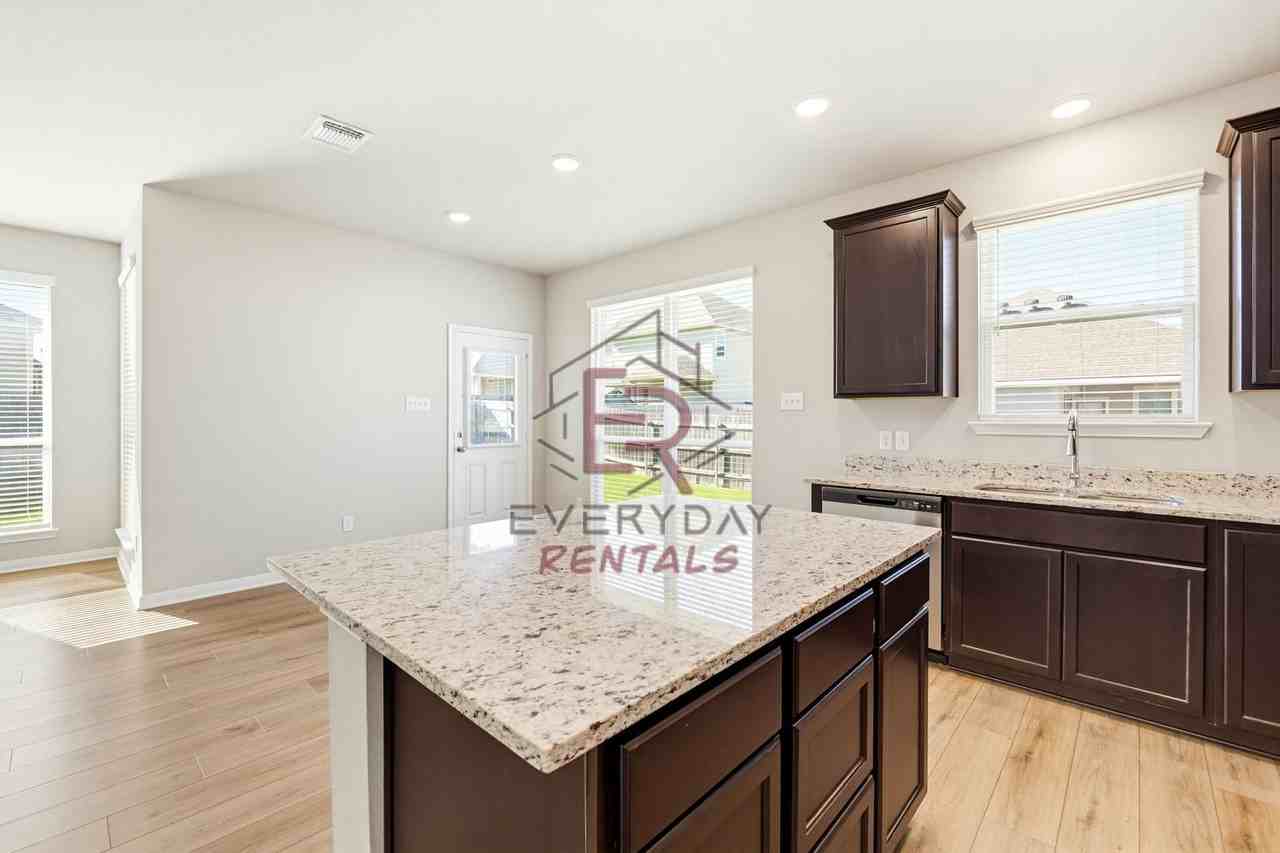 10023 Cauthon Cv - Photo 6 of 15