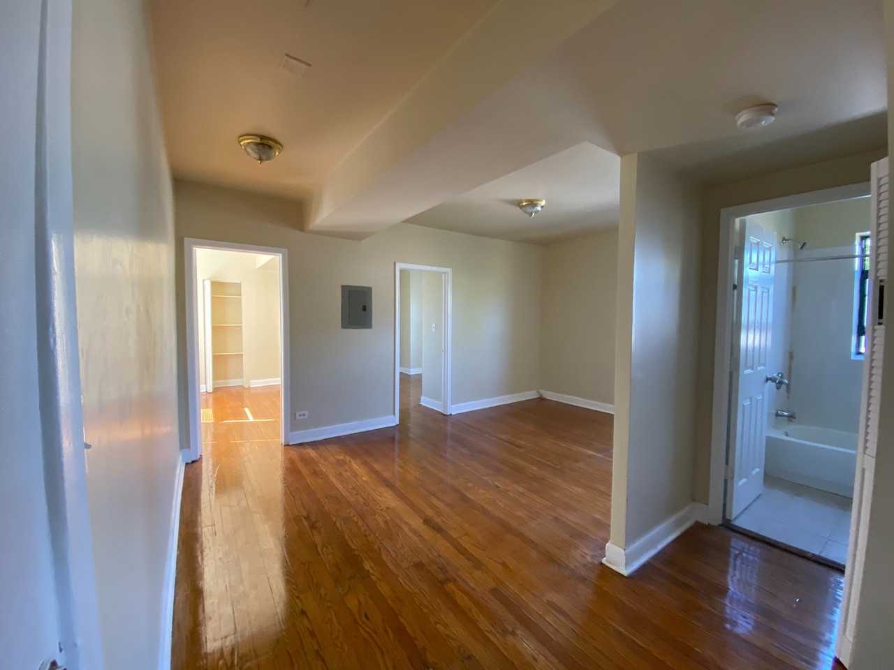 4834 W Adams LLC - Photo 3 of 44