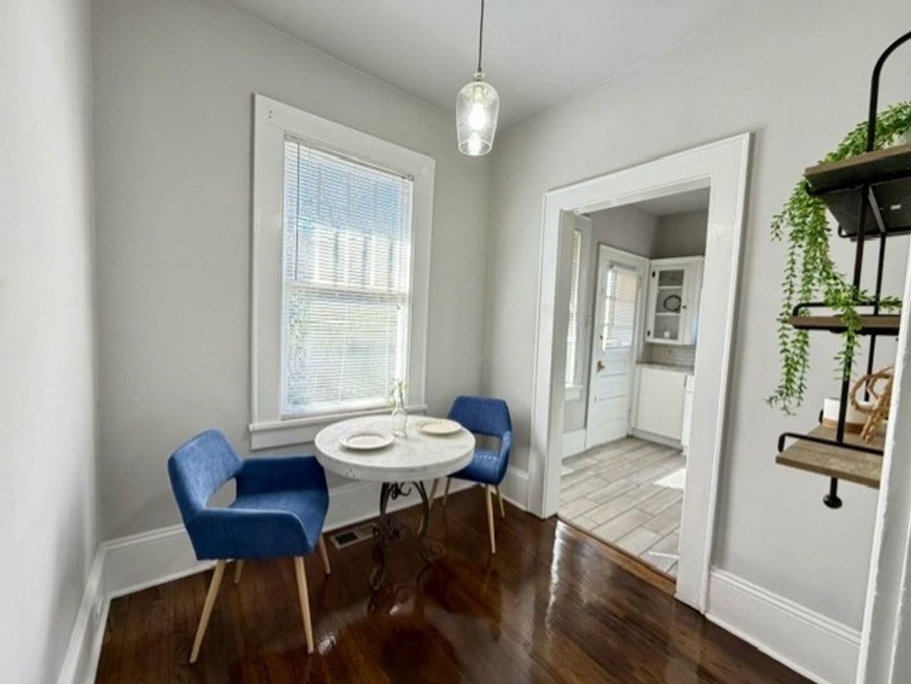 1817 Thomas Ave - Photo 4 of 8