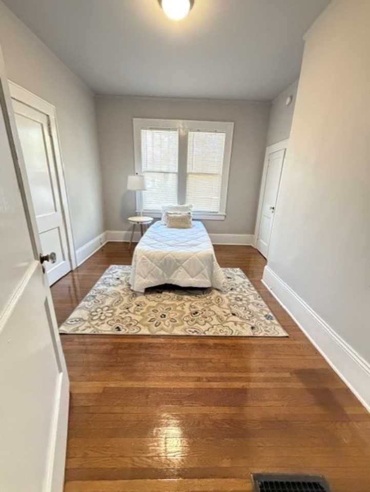 1817 Thomas Ave - Photo 7 of 8