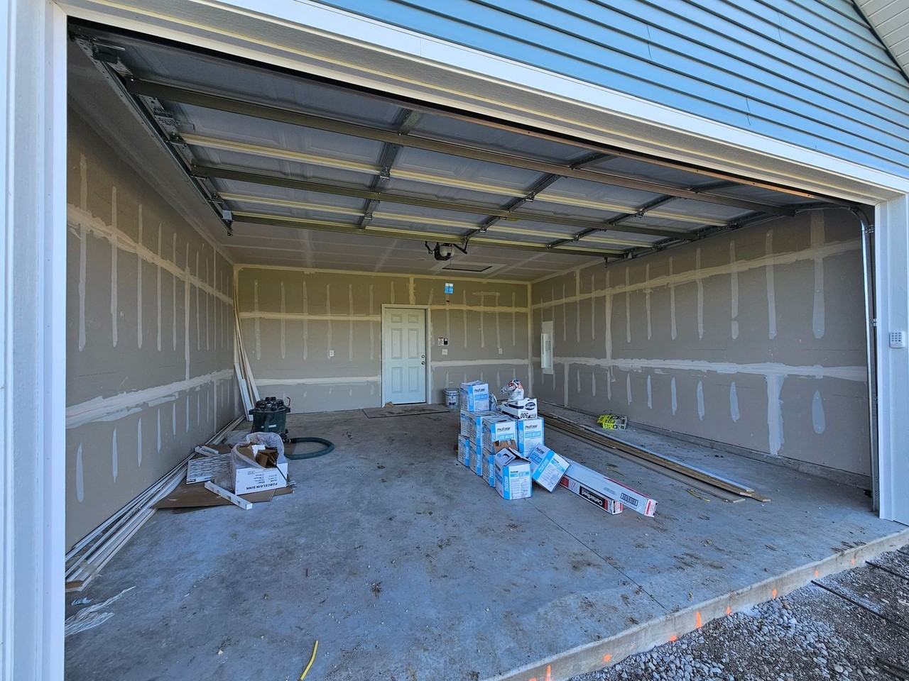 617 17th Ave - Photo 3 of 10