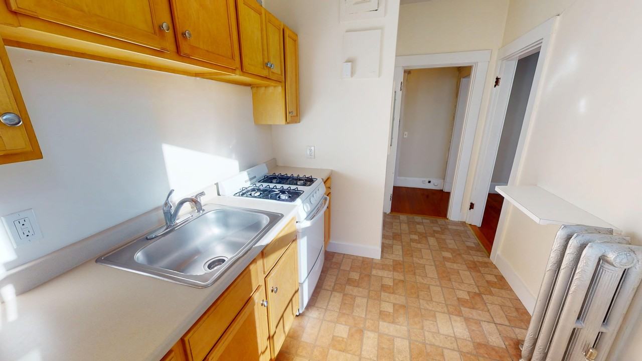 1376 Commonwealth Ave #21 - Photo 4 of 14