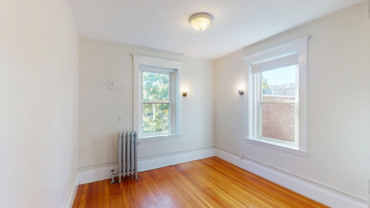 1376 Commonwealth Ave #21 - Photo 6 of 14