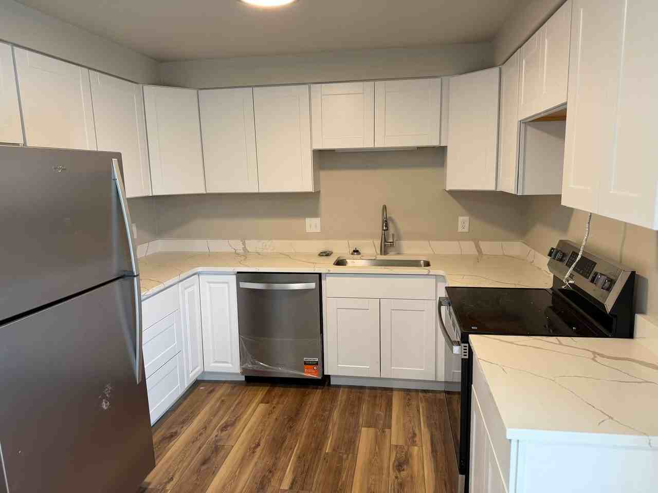 1503 S 15th St - Photo 2 of 7