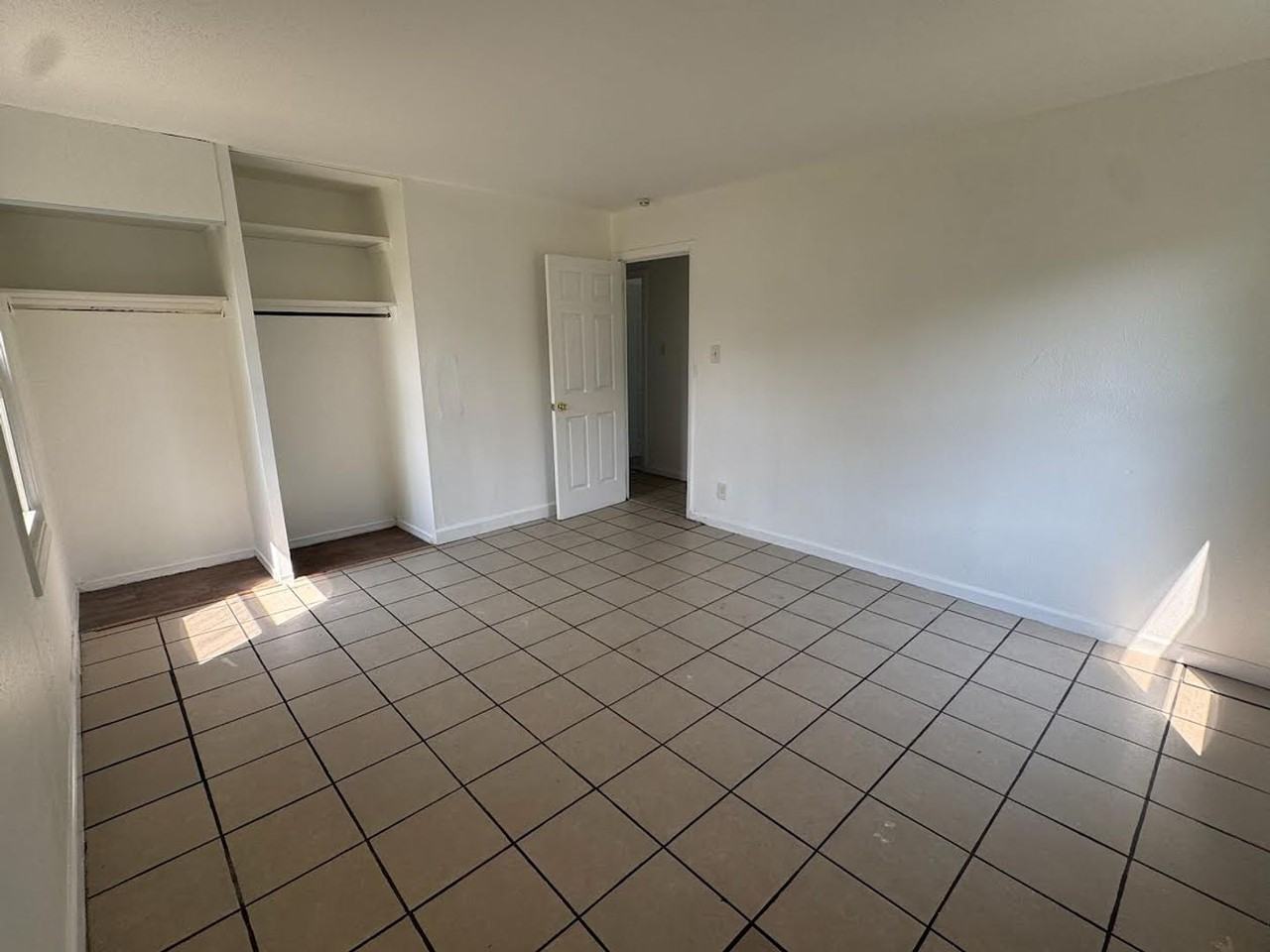 824 Saint Monica Dr - Photo 5 of 12