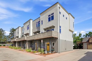 featured image of 331 E Simpson St