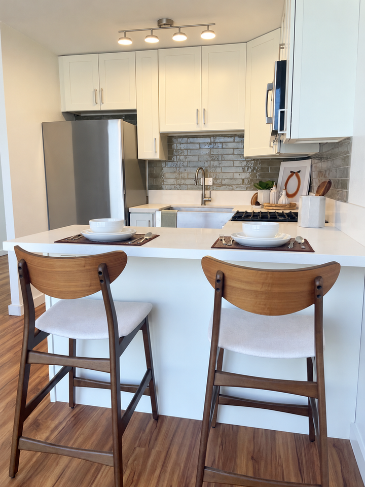 620 Sheridan St #306 - Photo 2 of 9