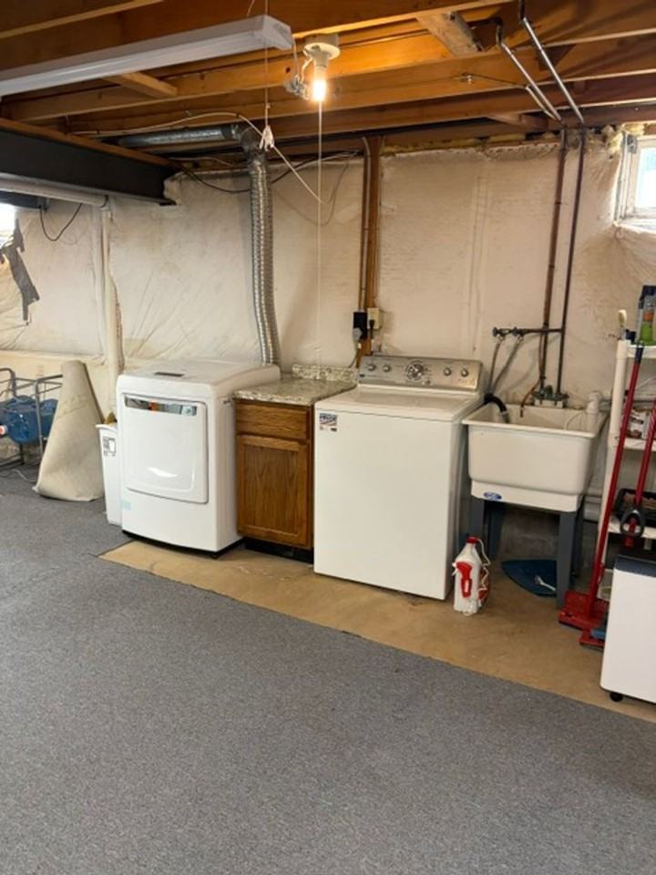 530 Bennington Dr - Photo 4 of 12