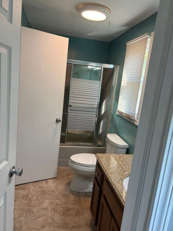 530 Bennington Dr - Photo 6 of 12