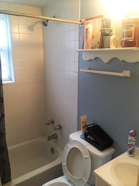 1662 Idlewood Road - Photo 5 of 11