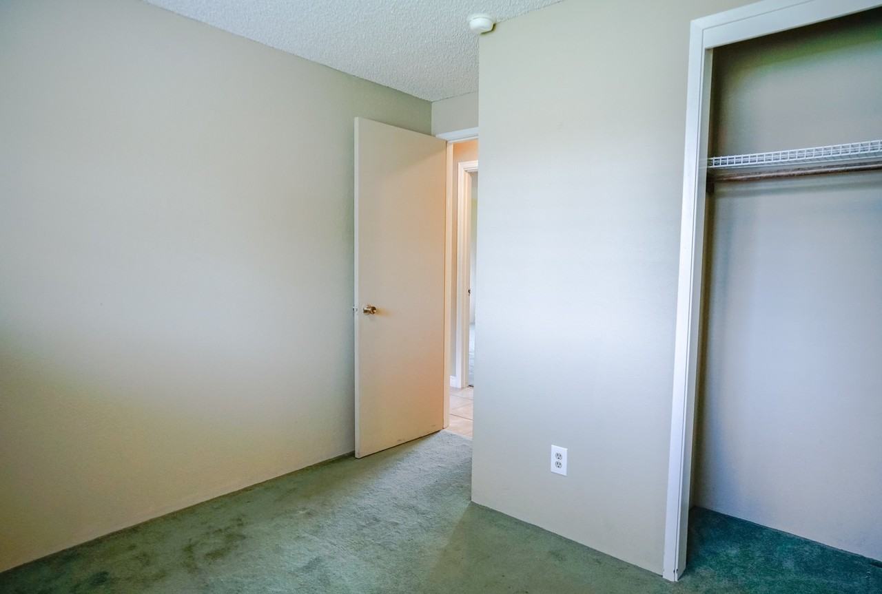 1417 Springwater Ave - Photo 3 of 22