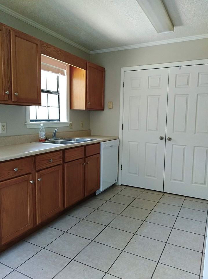 123 Countryview Ln - Photo 4 of 12