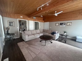 featured image of 3325 Sw Hailey Ave #B