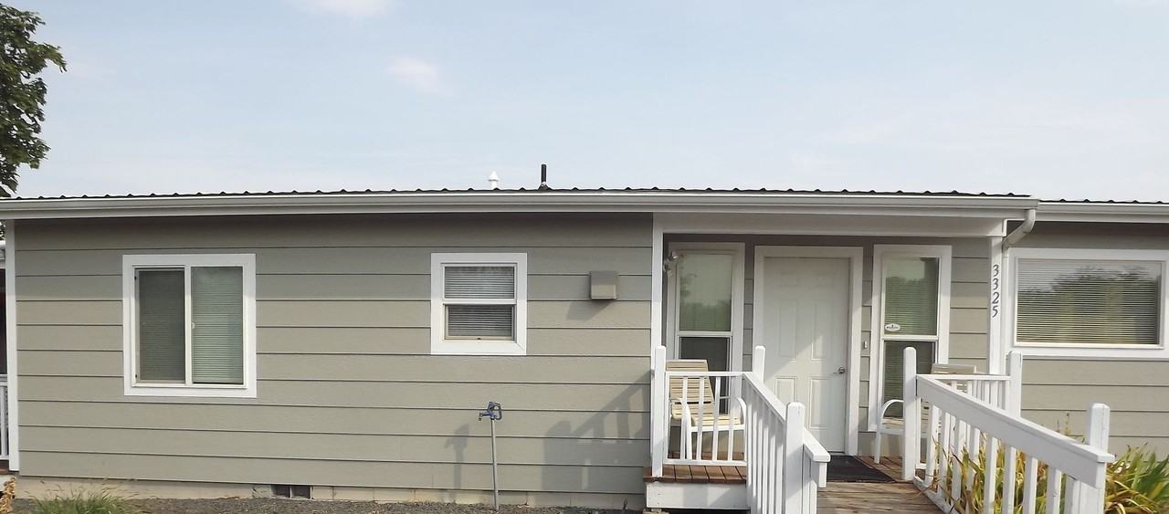 3325 Sw Hailey Ave #B - Photo 3 of 14