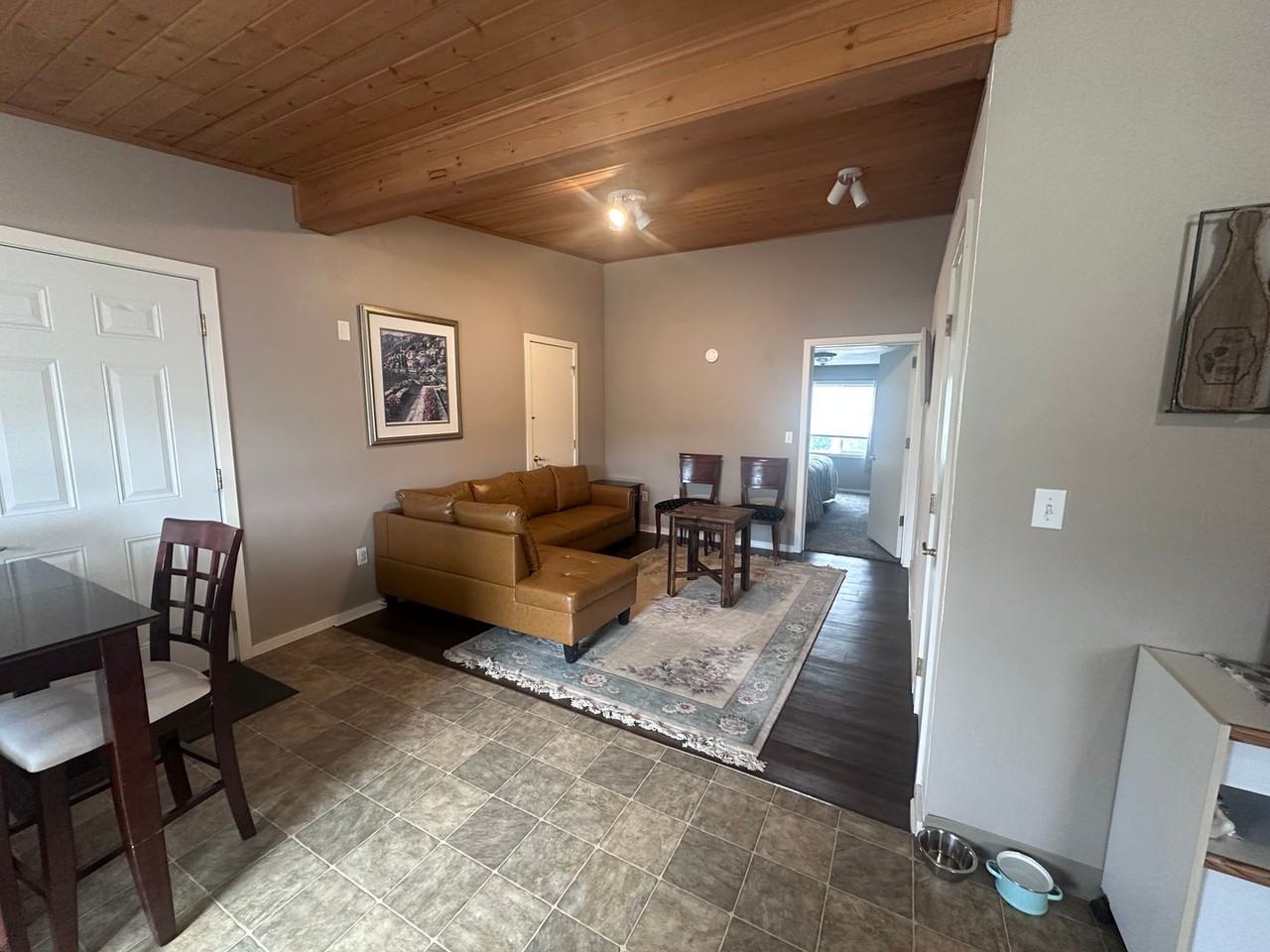 3325 Sw Hailey Ave #B - Photo 7 of 14