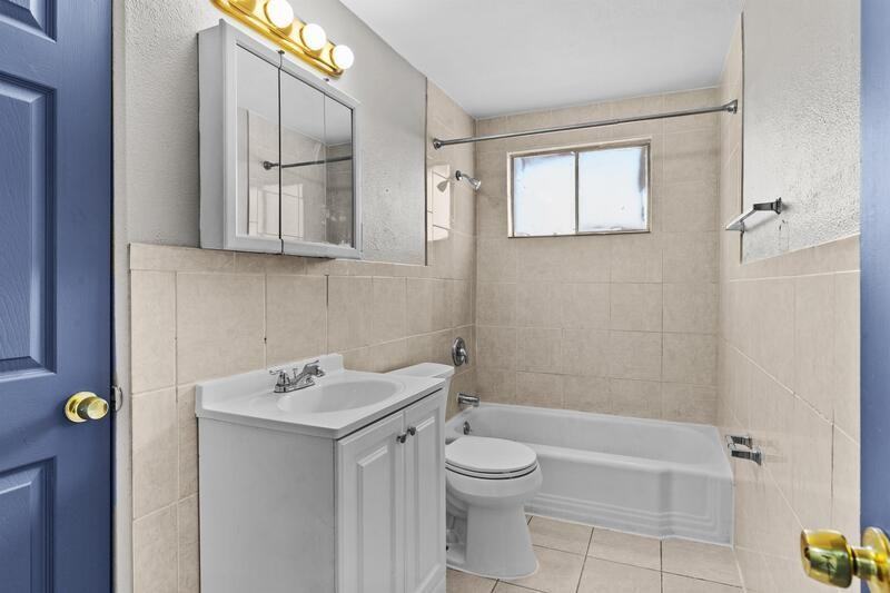1026 Wild Cherry Lane - Photo 4 of 17