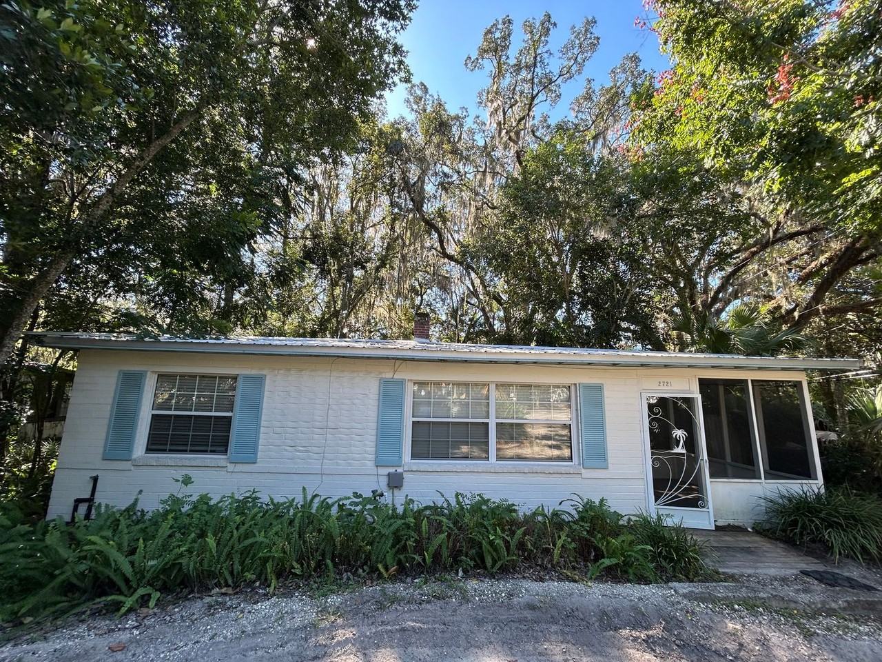2721 Sw 2nd Ave - Photo 2 of 19