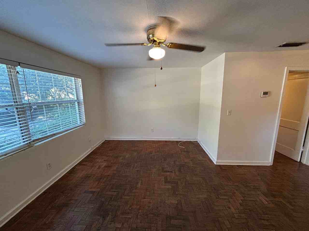2721 Sw 2nd Ave - Photo 6 of 19