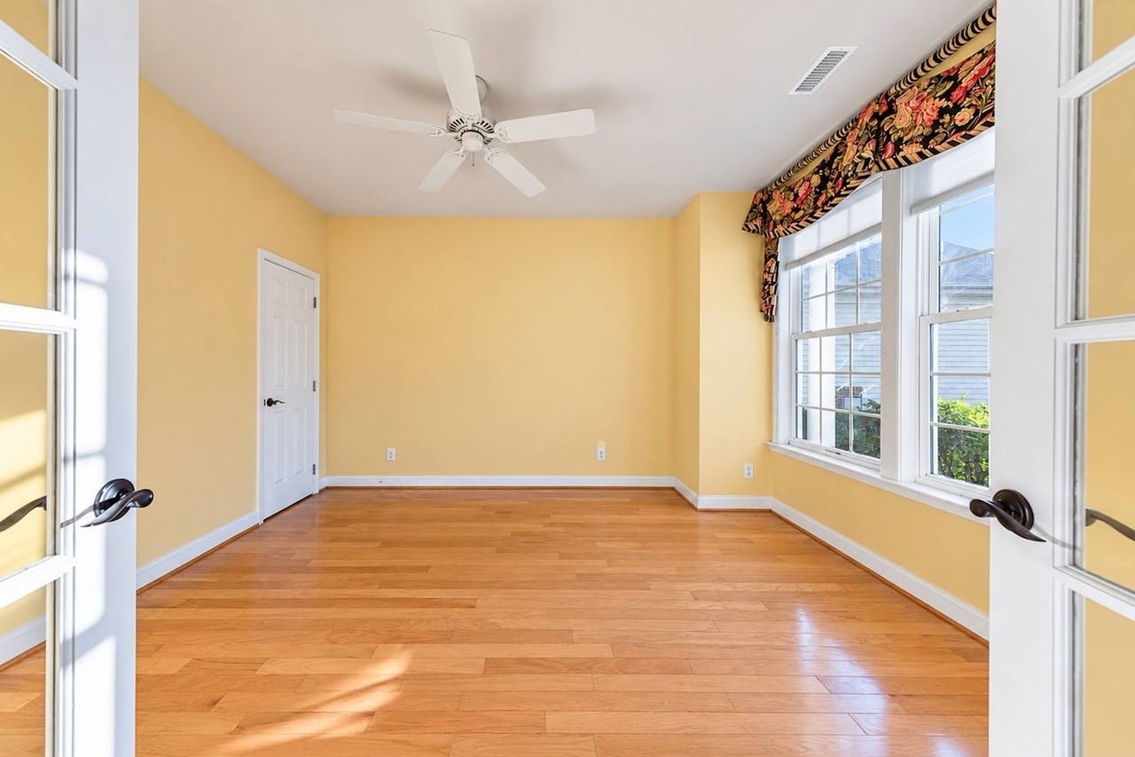 6727 Evensong Ln - Photo 5 of 17