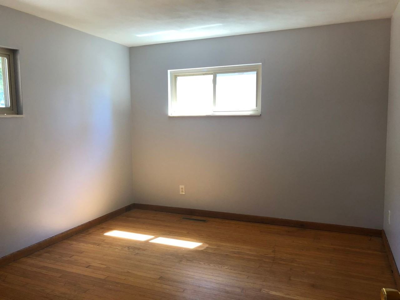 4708 10th Ave - Photo 2 of 9