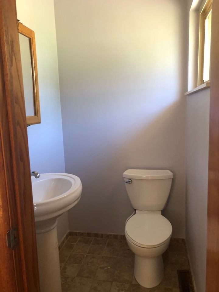 4708 10th Ave - Photo 3 of 9