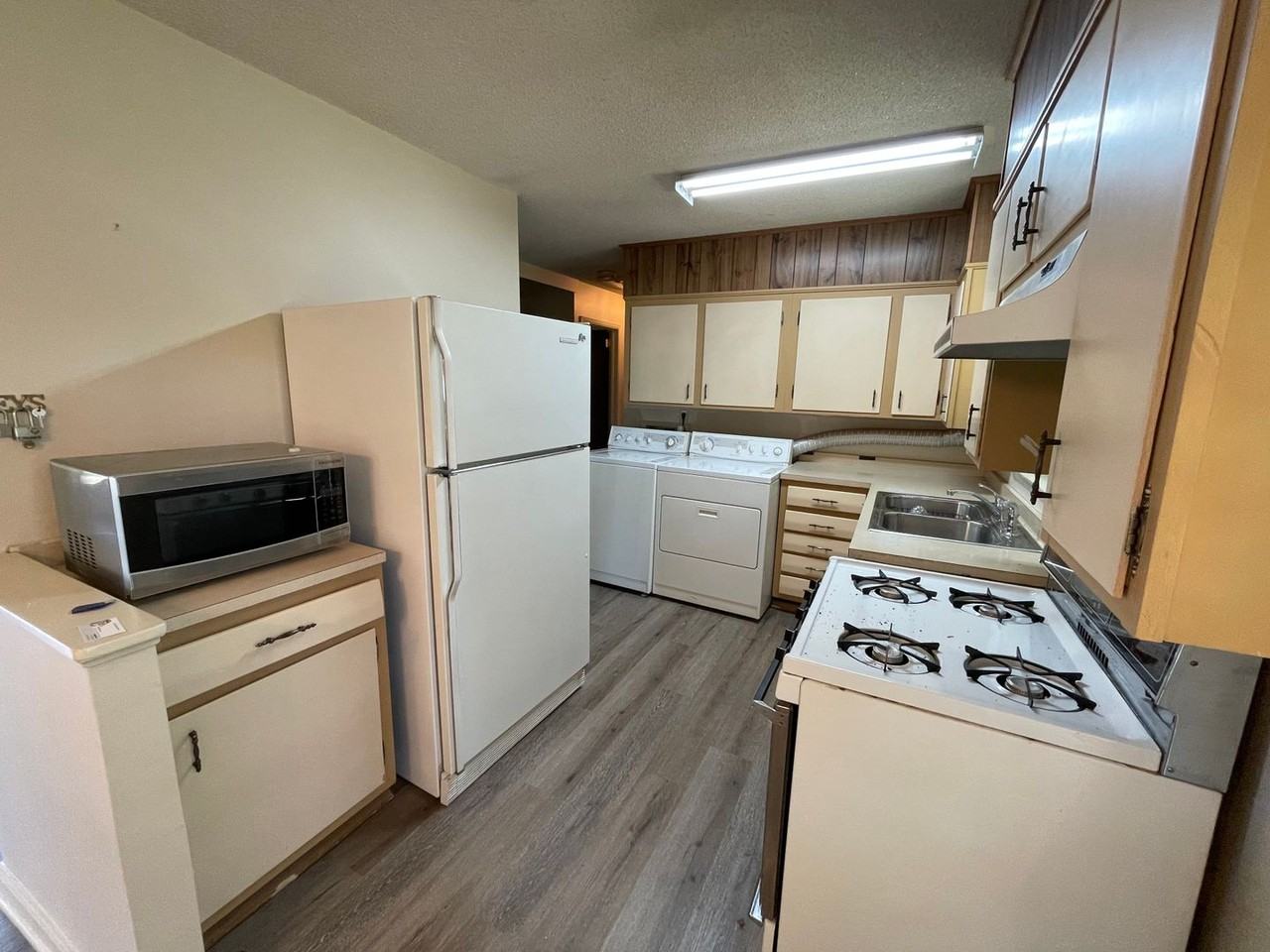 1416 Cactus Dr - Photo 6 of 18