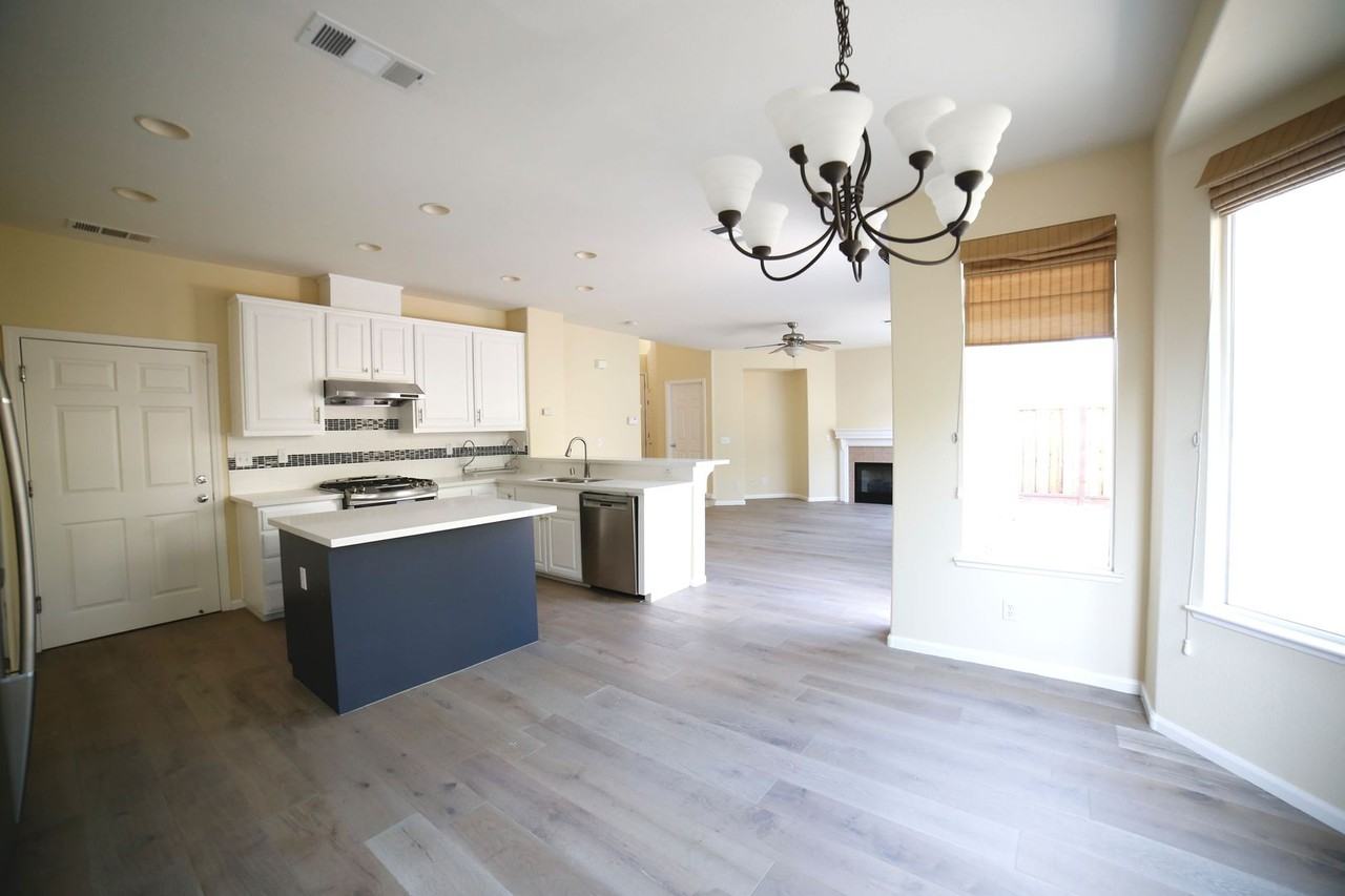 2042 Mckenzie Pl - Photo 6 of 18