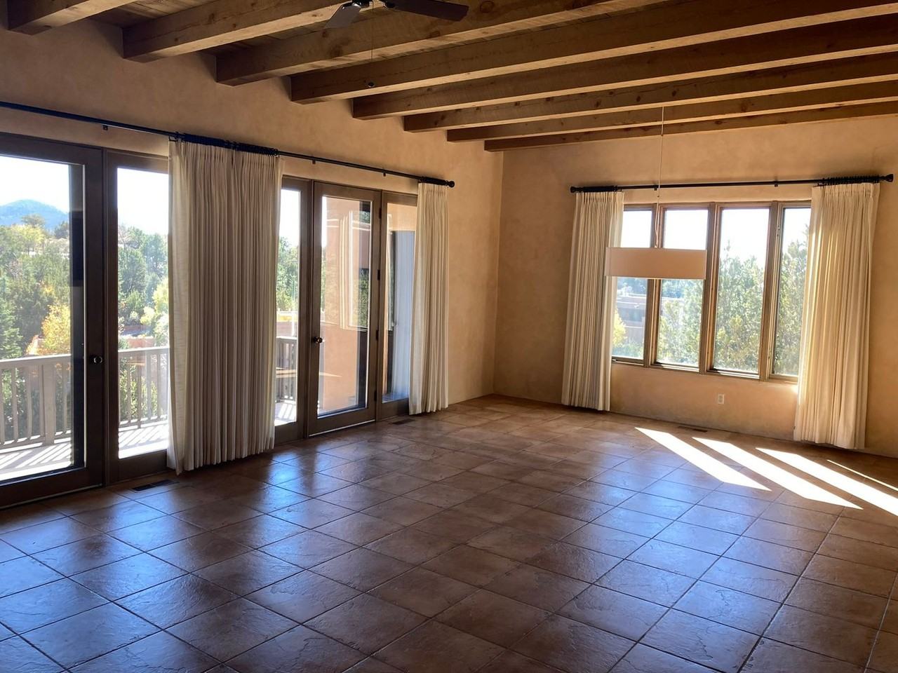 822 Camino Del Este - Photo 7 of 29