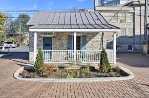 featured image of 116 Dickinson Ave
