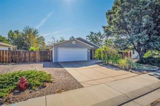 404 W Grove Dr - Photo 1 of 1