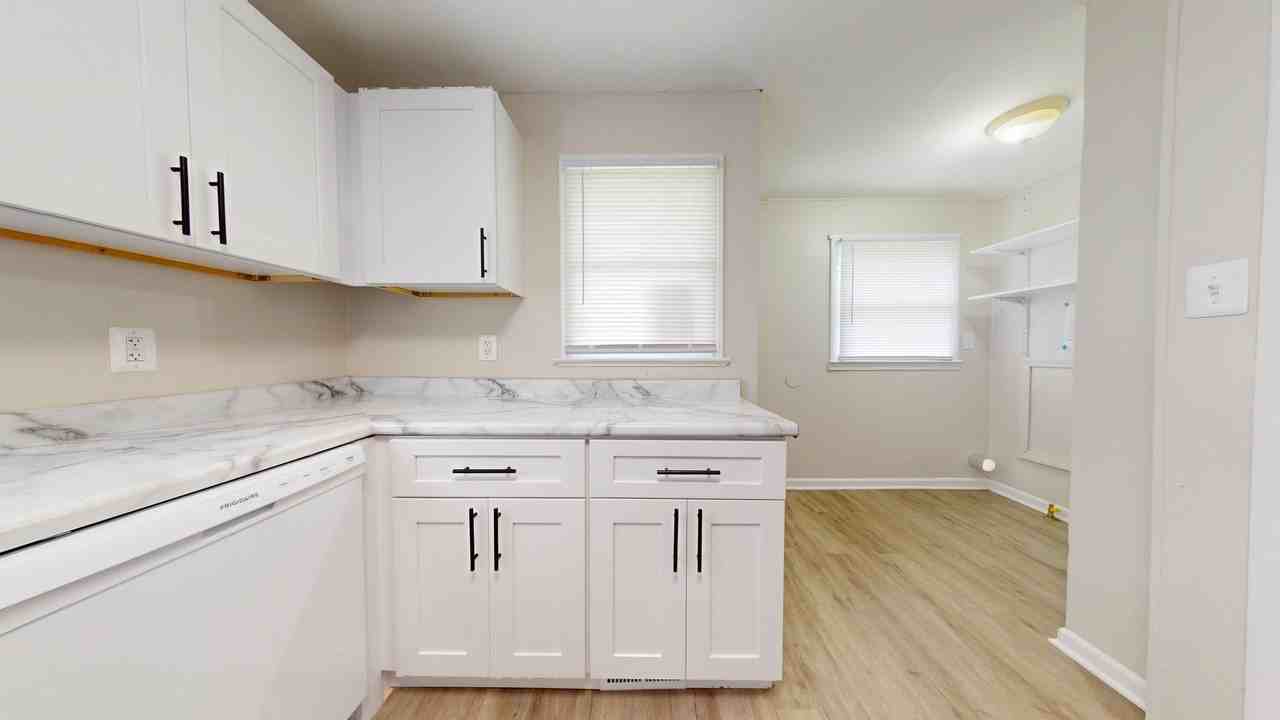 22 Elwood St - Photo 5 of 22