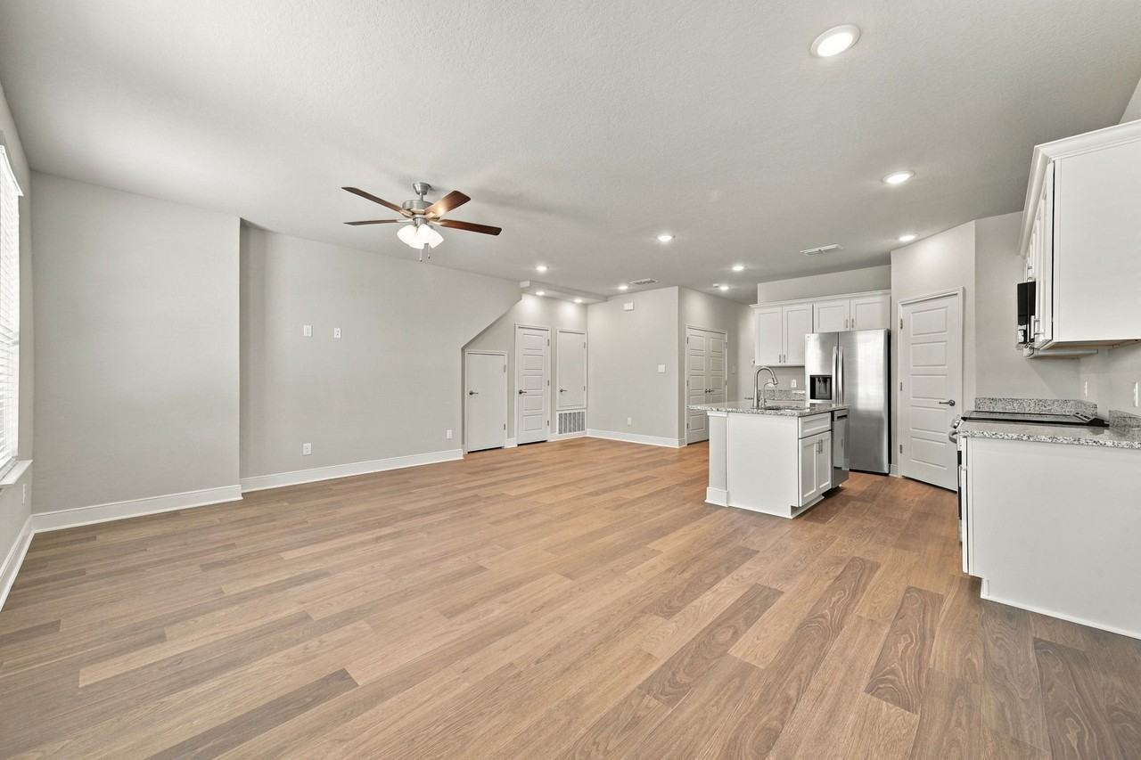 7254 Magnolia Creek - Photo 4 of 28