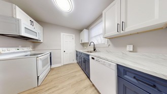 43-43.5 N Sanford St - Photo 1 of 1