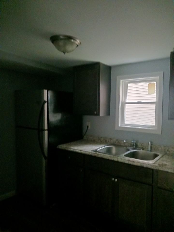 78 North Bridge Street - Photo 2 of 4