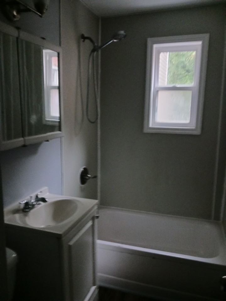 78 North Bridge Street - Photo 3 of 4