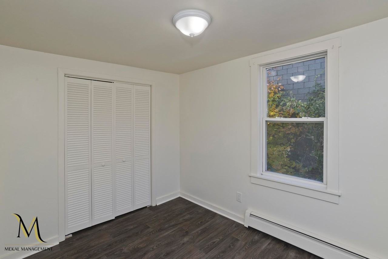 61 West Street Apartments - Photo 7 of 26