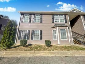 1302 Stonehaven Cir - Photo 1 of 1