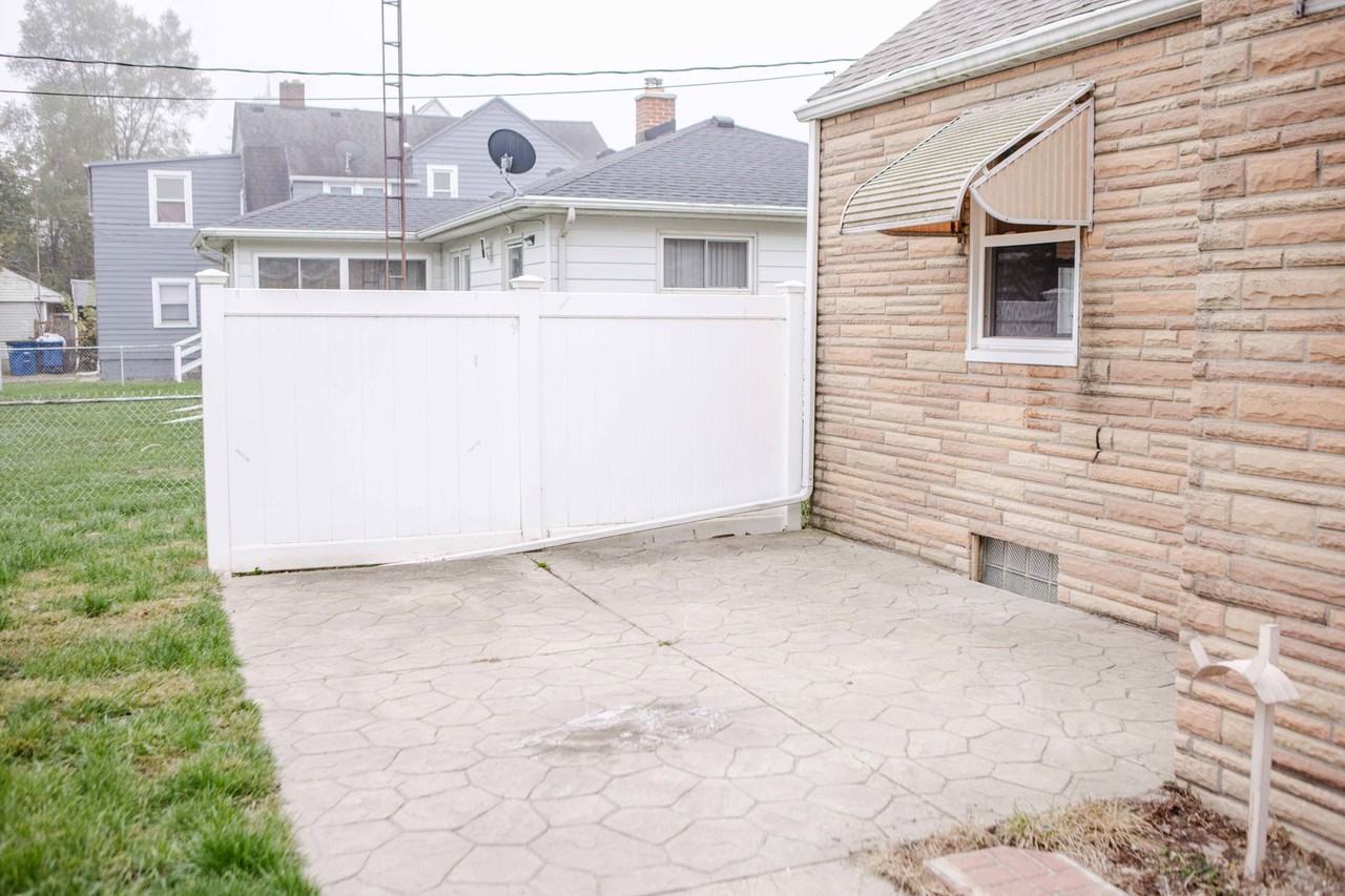 3460 Brigham St - Photo 7 of 25