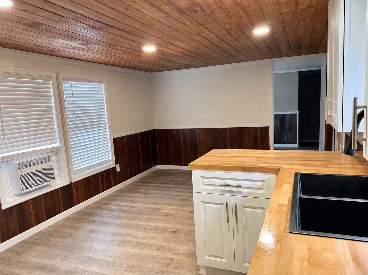2910 Bay Villa Ct #2921 - Photo 3 of 12