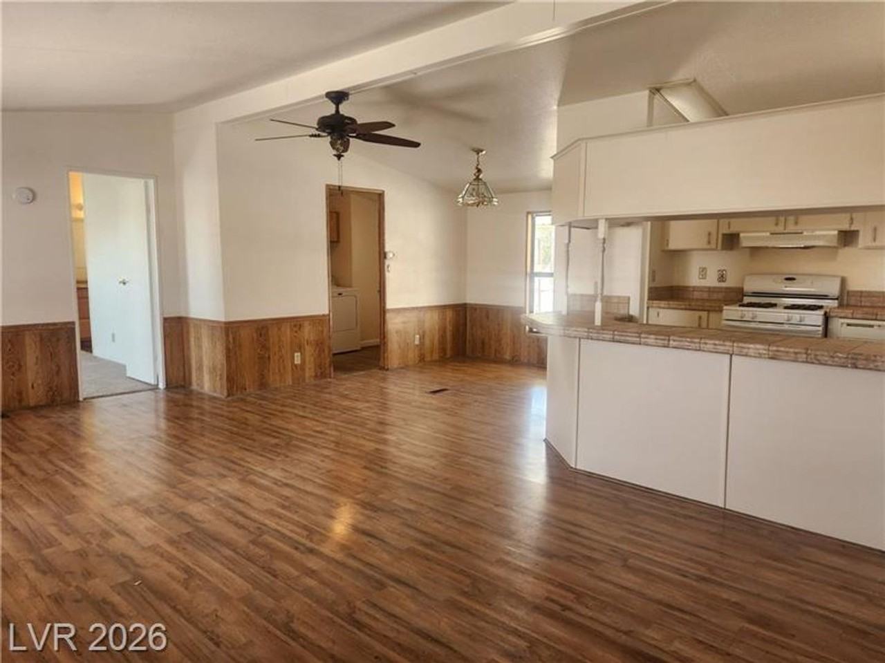 3189 Del Monte St - Photo 2 of 12