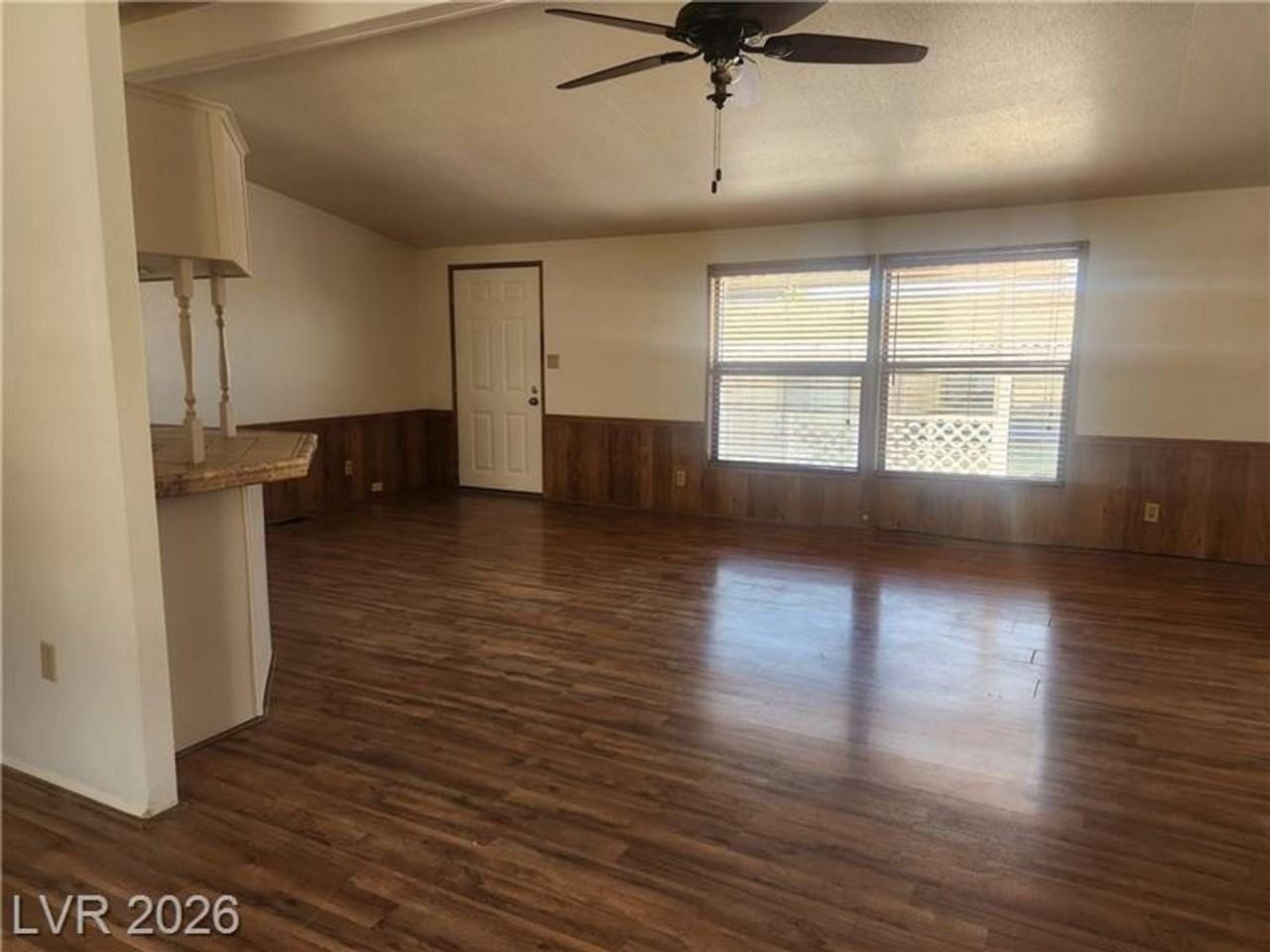 3189 Del Monte St - Photo 3 of 12