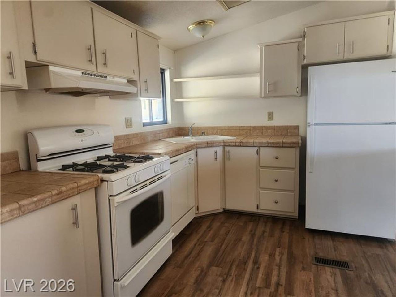 3189 Del Monte St - Photo 4 of 12