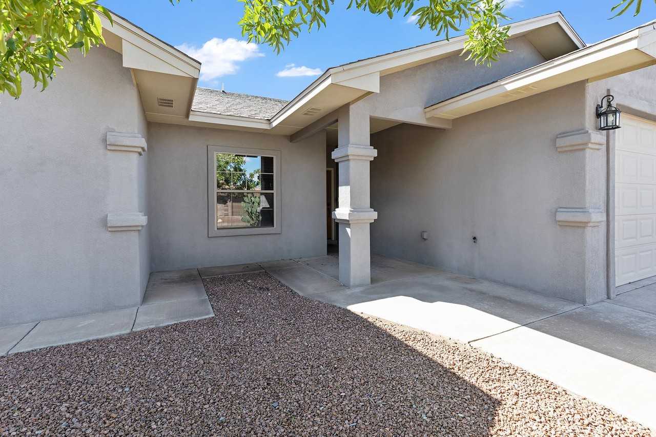 944 Arroyo Seco - Photo 2 of 22