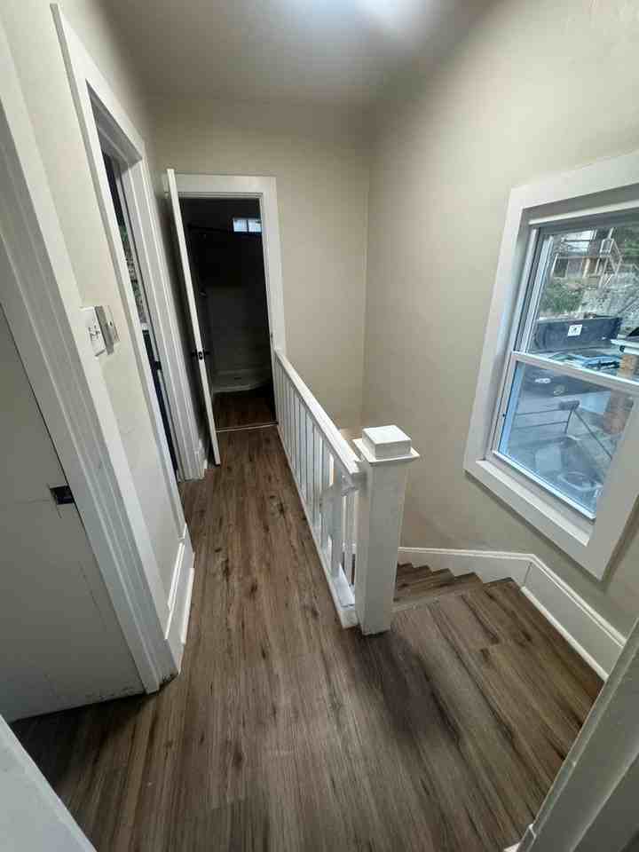 835 Benwood Ave - Photo 5 of 9