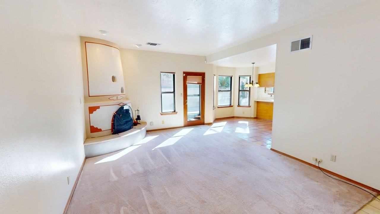 2095 Avenida De Las Alturas - Photo 4 of 24