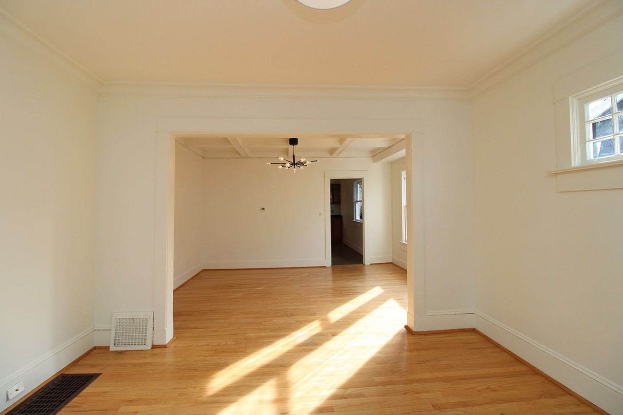 3604 Se Sherman St - Photo 5 of 28