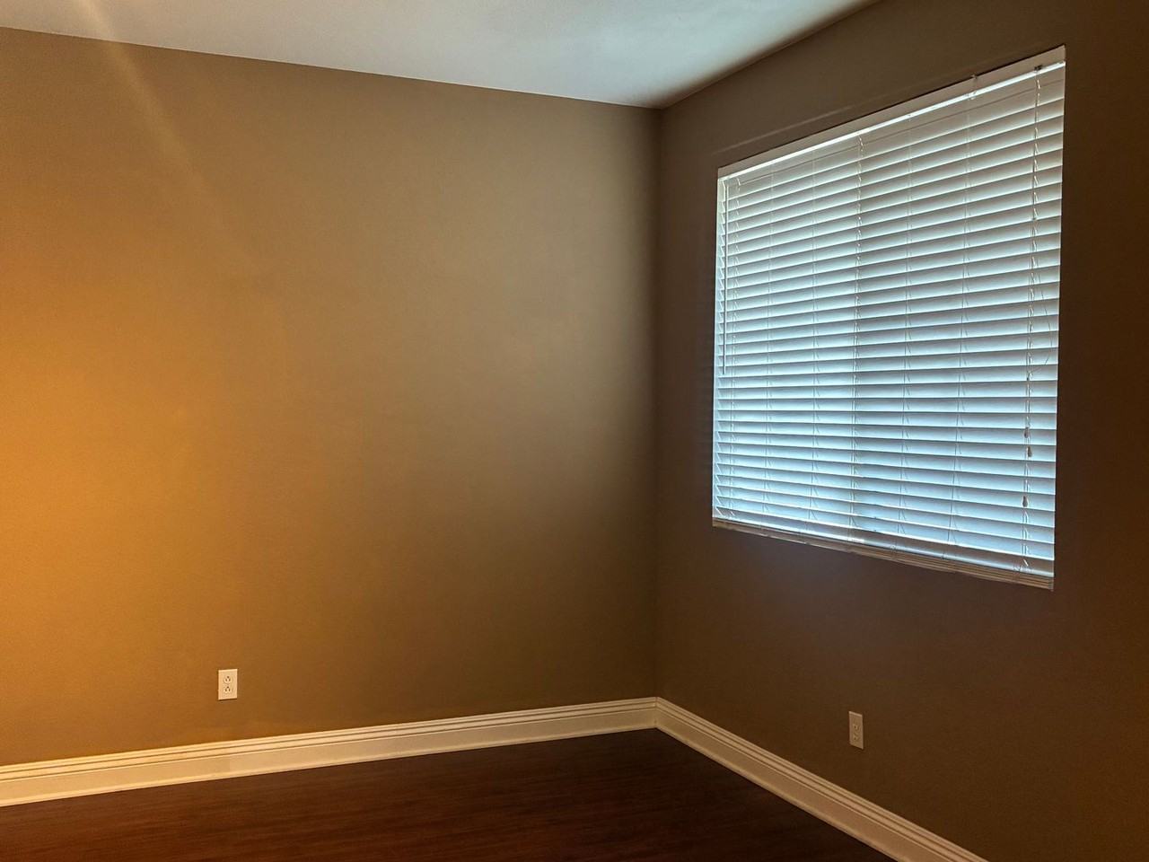 15939 Ludlow Ln - Photo 5 of 50
