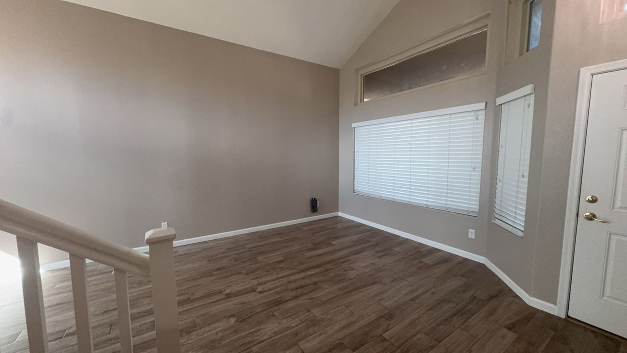 3871 E Remington Dr - Photo 2 of 21